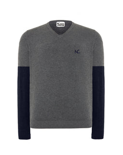 NC CONTRAST V-NECK JERSEY #03 - Noah Christian 