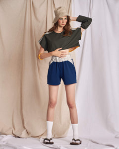 OVERSIZED RAIN CROP-TOP